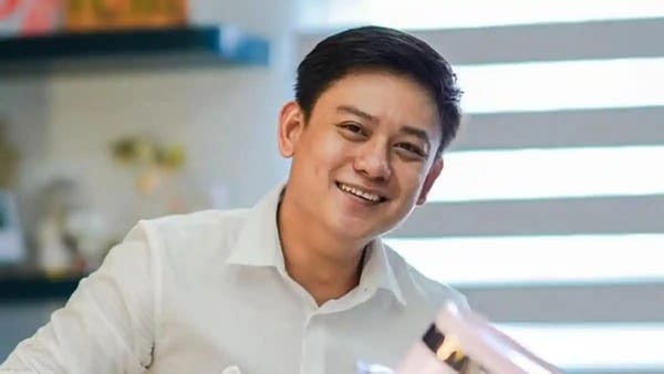 Mr Bobon Santoso Masak Besar Bagi Korban Banjir di Padang, Siapkan 10.000 Porsi Sehari