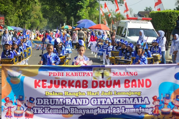 Sekda Lumajang: Drumband Bukan Sekadar Lomba, Di Dalamnya Ada Proses Pembentukan Karakter