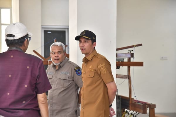 Wali Kota Sawahlunto Dorong Optimalisasi Sentra IKM Songket Silungkang, Penguatan Ekonomi Perajin Jadi Prioritas