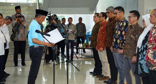 Menteri Dody Kukuhkan 9 Anggota Dewan Arsitek Indonesia Periode 2025–2030