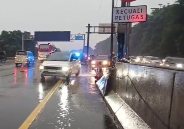 Volume Lalu Lintas Meningkat, 22 Gardu Dioperasikan Dan Diberlakukan   Contraflow Di KM 65 s.d KM 47