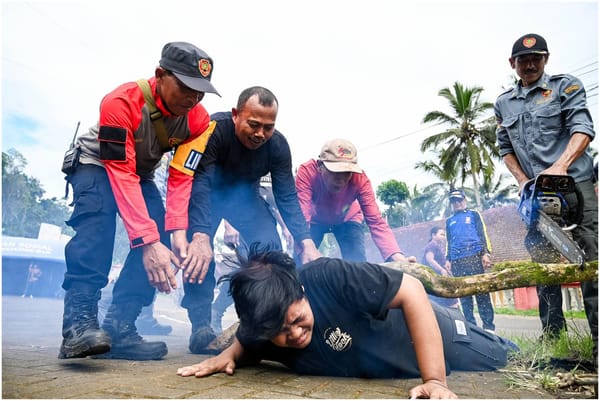 Banyuwangi Salah Satu Daerah Rawan, Rutin Latih Warga Tanggap Bencana