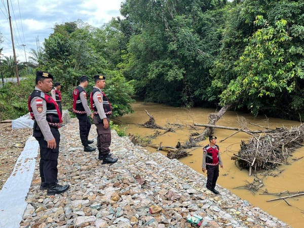 Cuaca Ekstrem, Polisi Bengkayang Sisir Lokasi Rawan Banjir dan Longsor