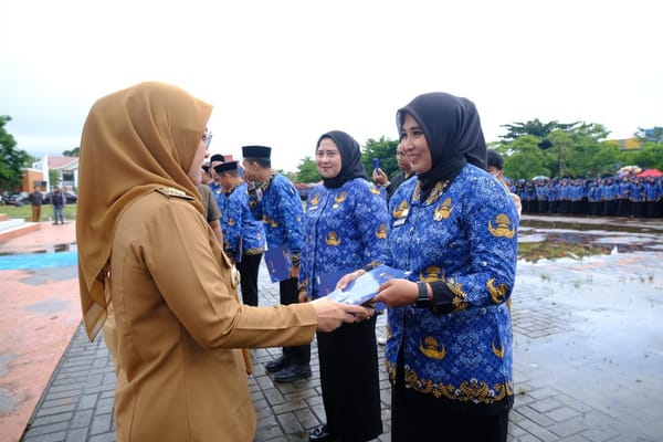 Hadiah Tahun Baru, Pemkab Gowa Serahkan SK Pengangkatan Kepada 3.924 PPPK