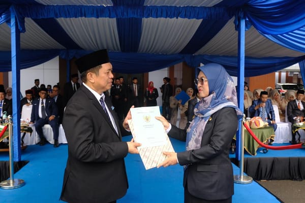 Momentum HAB Ke-80,Pemkab Gowa Serahkan Sertifikat Hibah Pembangunan Kantor Haji dan Umroh