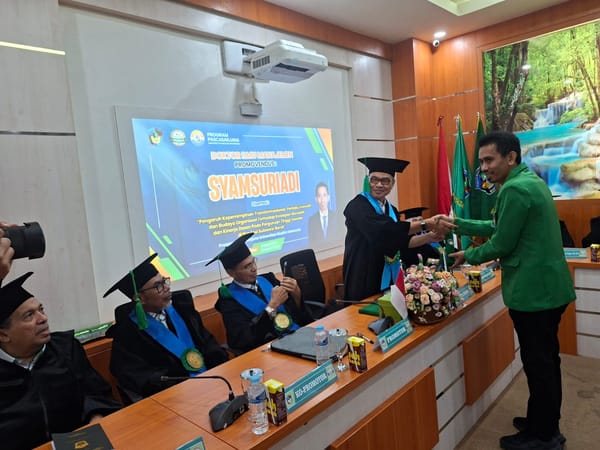 Dosen Profesional Harus Siap Merubah Sikap, Karena Sangat Berpengaruh pada Perkembangan Karier dan Kemajuan Institusi