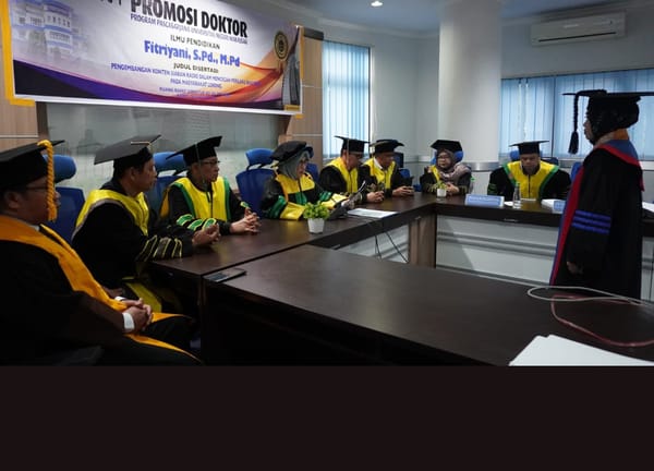 Fitriyani Broadcaster RRI Makassar,raih Gelar Doktor di Universitas Negeri Makassar