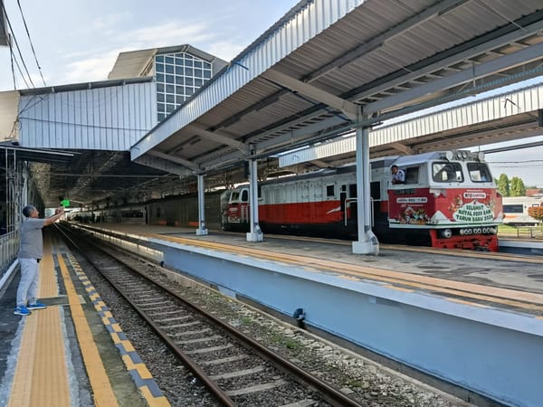 Jalur Pantura Tergenang, Perjalanan KA di Daop 5 Purwokerto Tetap Normal