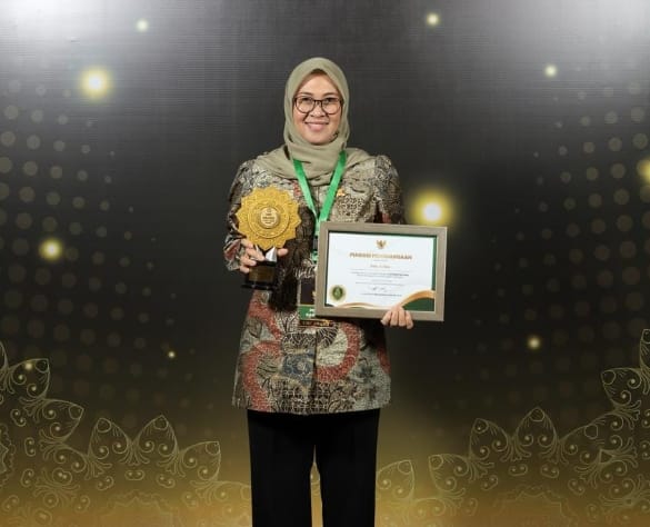 Komitmen Jamin Kesehatan masyarakat, Bupati Gowa raih UHC Award