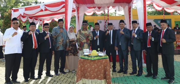 Kakanwil Kemenag Malut Lepas Tiga ASN Purna Bakti Pada HAB
