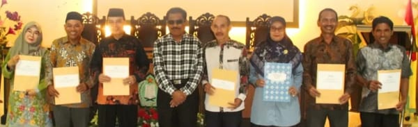 Serahkan POK 2026, Kakan Kemenag Ternate Harap Dilaksanakan Sesuai Perencanaan, Target dan Ketentuan