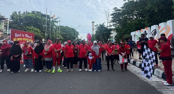 Persiapan Muswil IKA UNHAS Maluku Utara, Ratusan Alumni Ikuti Fun Walk