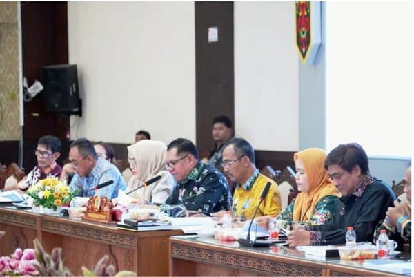 Pemprov Kalteng Kebut Finalisasi Raperda Perpustakaan dan Kearsipan