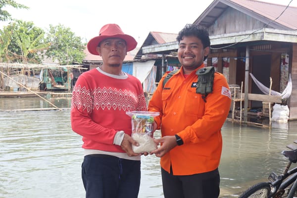 Rumah Zakat Action Salurkan Bantuan bagi Warga Terdampak Banjir di Jejangkit Pasar, Barito Kuala