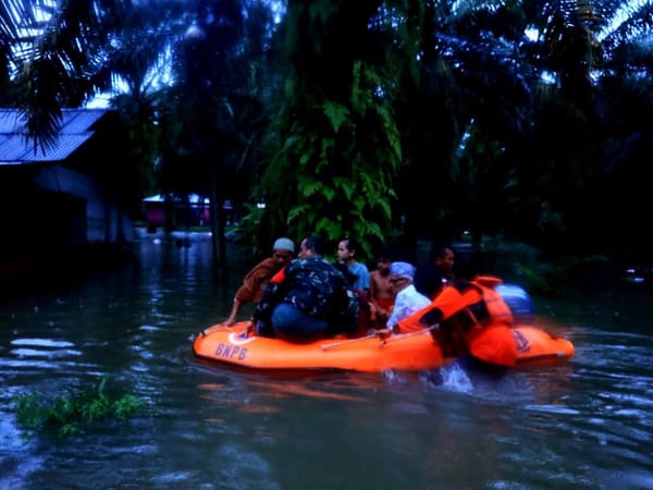 Sungai Batang Surantiah di Lubuk Alung Meluap, 40 KK Warga Dievakuasi