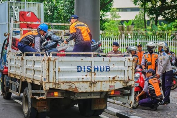 Sepanjang tahun 2025 Sudinhub Jakarta Selatan berhasil Tertibkan 792 Kendaraan Pelanggar Marka Jalan