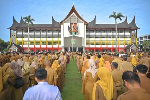 Awali Tahun 2026, Gubernur Mahyeldi Tegaskan Kinerja ASN Sumbar Harus Berdampak