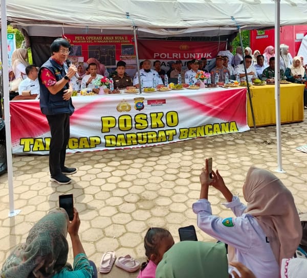 Kak Seto Semangati Anak Korban Bencana di Bayang Utara, Pesisir Selatan