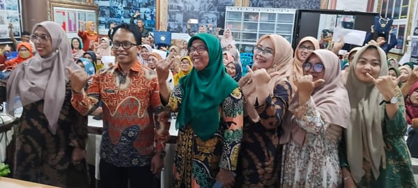 Cabdin Pendidikan Kelas I Wilayah Sumbar Apresiasi ASN Masuki Purnabakti