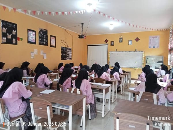 Anggota DPRD Sumbar Asril, SE Realisasikan Bantuan Mobiler untuk SMK Negeri di Bukittinggi