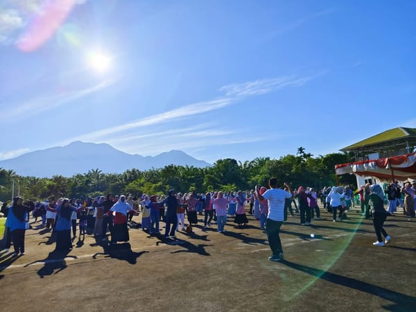 Peringati Hari Jadi ke-22 Pasaman Barat, Pemda Gelar Senam Bersama dan Laga Persahabatan