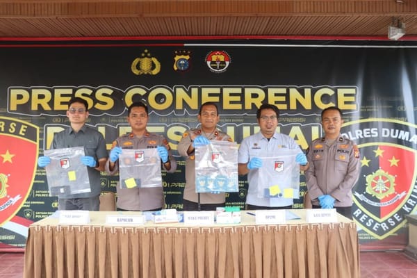 Polres Dumai Amankan 26 Orang Calon Pekerja 
Migran Ilegal Tujuan Malaysia.