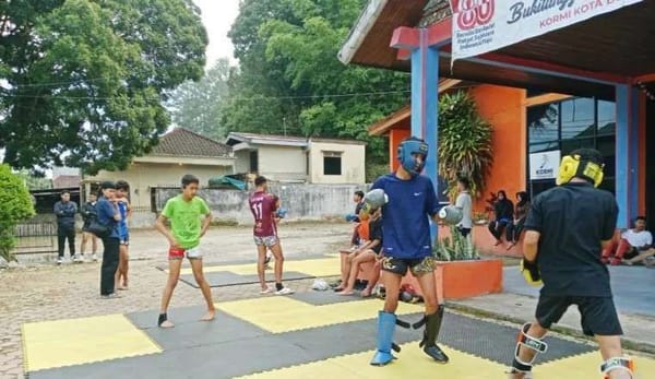 Ditengah Polemik SK, Atlet Muaythai Bukittinggi Konsisiten Latihan