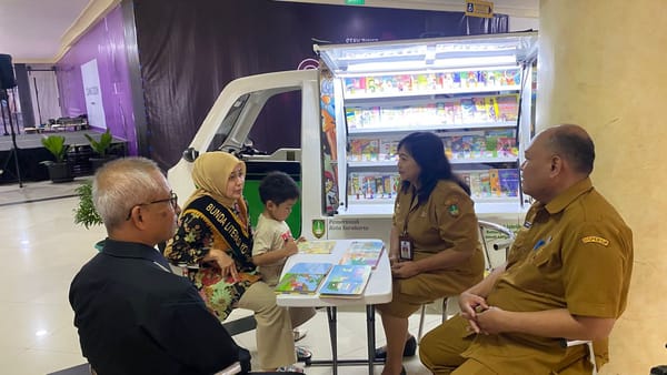 Inovasi Leterasi, Di Solo Perpustakaan Keliling Hadir Di Mall.