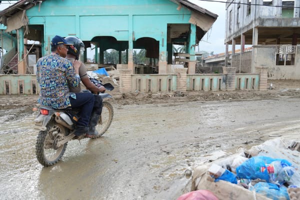 Menteri PU Keliling Menyusuri Desa Landuh Kec. Rantau, Aceh Pastikan Penanganan Bencana Berjalan Baik