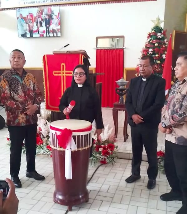 Jemaat GPM Latuhalat  Gelar Persidangan ke 41, Sekot Ambon : Program Gereja harus bersinergi dengan Pemkot