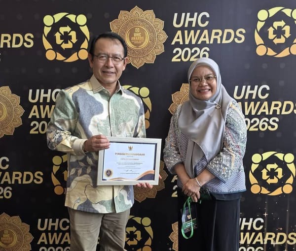 Wako Payakumbuh Zulmaeta Terima UHC Awards 2026, Cakupan JKN Capai 99,01 Persen