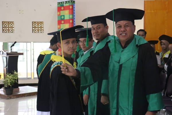 Bupati H.Suhardiman Amby Tegaskan, Santri Merupakan Aset Berharga dan Harapan Masa Depan Kuantan Singingi