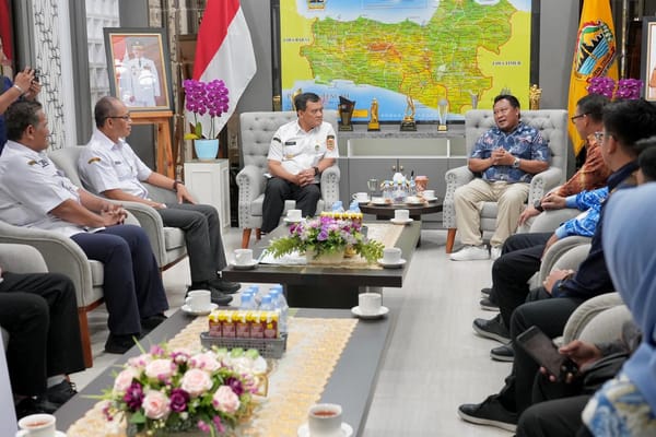 Pemprov Jateng Pinjamkan Starlink Bantu Pemulihan Komunikasi di Aceh