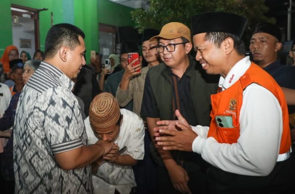 Taj Yasin Kunjungi Warga Terdampak Langsung Banjir di Wilayah Kudus