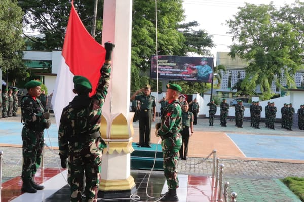 Pimpinan Upacara Bendera Kodim 1425/Jeneponto, Kasdim tegaskan Siaga Bencana dan Monitoring wilayah