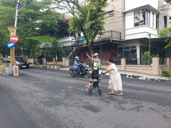 Sat Lantas Polres Parepare Intensifkan Pengendalian Arus Lalin di Sejumlah Ruas Jalan