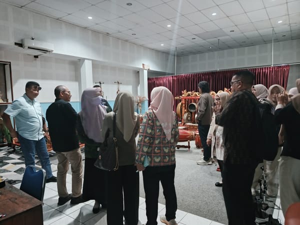 Komisi A DPRD dan Diskominfo Kabupaten Pemalang Kunjungi LPP- RRI Purwokerto.