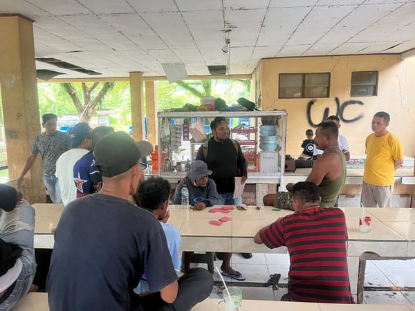 Tim Ops Pekat Polda Maluku Gelar Patroli Dialogis, Cegah Aksi Kriminalitas di Pusat Perbelanjaan