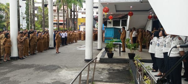 Apel Pagi Pemkot Ambon Tetapkan Arah Baru: Hukuman Sosial Berbasis Kerja Nyata dan Kolaborasi Lintas Sektor