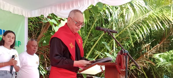 Dari Rutong, Janji Jaga Negeri Tanpa Sampah