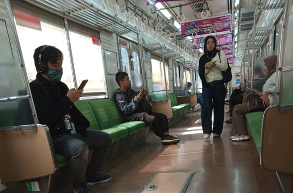 KRL Jabodetabek Lengang Sepekan Ramadhan 1447 H