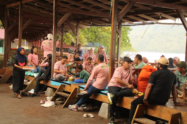 Family Gathering Kemenag Ternate Healing Sejenak dan Pererat Silaturahmi