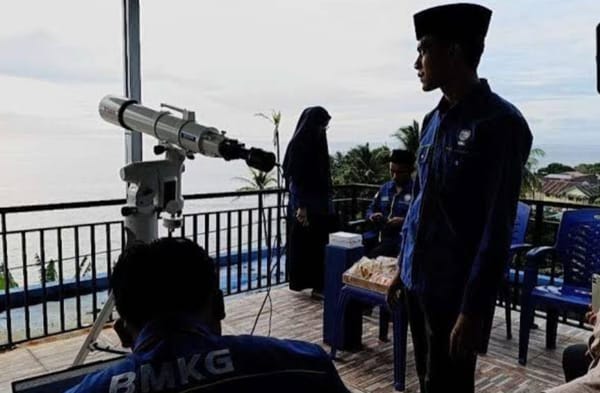 Pemantauan Hilal 1 Ramadhan di Ternate Dari Tower Observatori BMKG Taduma