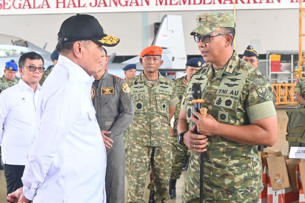 Kunjungi Lanud Abd Saleh, Menkopolkam RI Pastikan Kesiapan Operasional Pertahanan Udara Nasional
