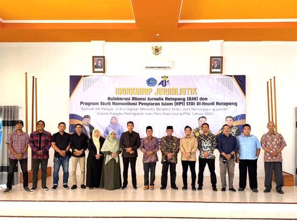 Di Tengah Banjir Hoaks, Pelajar Ketapang Dibekali Jurnalistik Bertanggung Jawab