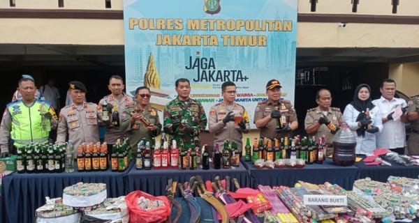 Operasi Pekat, Polres Jakarta Timur Amankan, Narkoba, Miras & Petasan