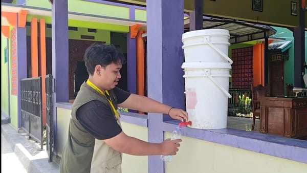 KKN UGM Bantu Warga Banyurip Olah Sampah Organik dengan Biaya Murah