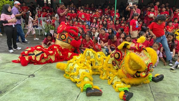 Memupuk Toleransi, Siswa SD Warga Solo Rayakan Imlek