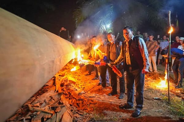Bersempena Suguhan Tradisi Budaya Melayur Jalur Jitu, Bupati Kuansing Serap Aspirasi Masyarakat