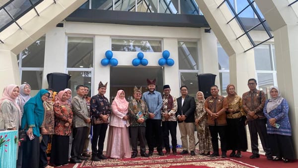 Pemko Padang Resmikan Gedung Perpustakaan Umum, Dorong Peningkatan Literasi Masyarakat